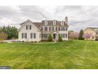 26 Cumberland Dr, Downingtown, PA 19335