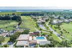 69 Royal Oak Ct #201, Vero Beach, FL 32962