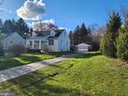 206 Meetinghouse Rd, Aston, PA 19014