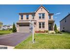 42368 Abney Wood Dr, Chantilly, VA 20152