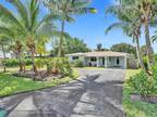 220 NW 36th St, Oakland Park, FL 33309