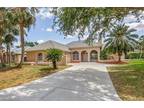 11801 Pinewood Lakes Dr, Fort Myers, FL 33913