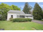 1972 Coolidge Ave, Willow Grove, PA 19090