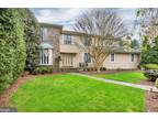 6 N Woodleigh Dr, Cherry Hill, NJ 08003
