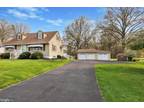 1745 Maple Ave, Hatfield, PA 19440