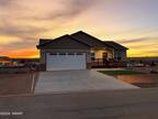 Snowflake 4BR 3BA, Beautiful new construction with lots of