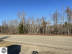 Alger, NICE WOODED LOT in pleasant subdivision of Forest