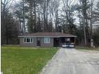 Au Gres, A cute two bedroom, one bath ranch with a view of
