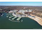 Lake Ozark 3BR 2BA, Panoramic Views from this Corner Unit at