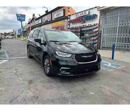 2021 Chrysler Pacifica Hybrid for sale is a Black 2021 Chrysler Pacifica Hybrid Hybrid in Arleta CA