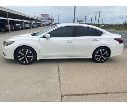 2018 Nissan Altima for sale is a White 2018 Nissan Altima 2.5 Trim Car for Sale in Brownwood TX