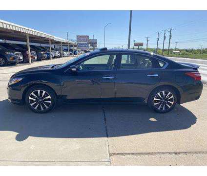 2017 Nissan Altima for sale is a Blue 2017 Nissan Altima 2.5 Trim Car for Sale in Brownwood TX