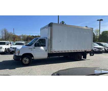 2018 Ford E350 Super Duty Cutaway for sale is a White 2018 Ford E350 Super Duty Car for Sale in Monroe NJ