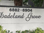 Condos & Townhouses for Sale by owner in Pinecrest, FL