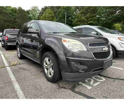 2013 Chevrolet Equinox LT is a Grey 2013 Chevrolet Equinox LT Car for Sale in Collierville TN