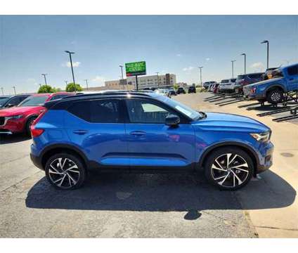 2021 Volvo XC40 R-Design is a Blue 2021 Volvo XC40 Car for Sale in Lubbock TX