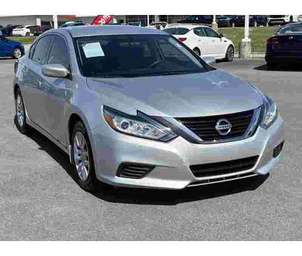2018UsedNissanUsedAltimaUsedSedan is a Silver 2018 Nissan Altima Car for Sale in Hopkinsville KY