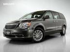 2016 Chrysler town & country Gray, 117K miles