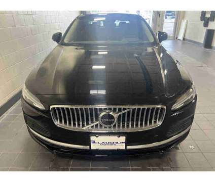 2024NewVolvoNewS90 Recharge Plug-In HybridNewT8 eAWD PHEV is a Black 2024 Volvo S90 Car for Sale in Moline IL