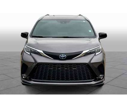 2022UsedToyotaUsedSiennaUsedFWD 7-Passenger (GS) is a Grey 2022 Toyota Sienna Car for Sale in Oklahoma City OK