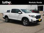 2024 Honda Ridgeline Silver|White