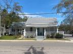 Home For Sale In Ocean Springs, Mississippi