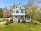 Home For Sale In Oyster Bay, New York