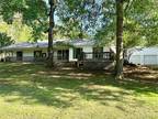 Home For Sale In Duncanville, Alabama