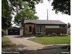 Home For Sale In Farmington, Michigan