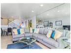 Large remodeled 2/2 on beach San Diego