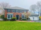 Home For Sale In Sayville, New York