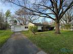 Home For Sale In Bowling Green, Ohio