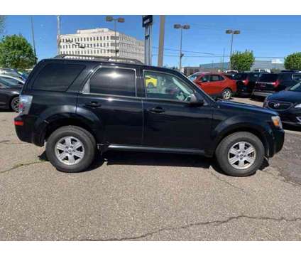 2010 Mercury Mariner Base is a 2010 Mercury Mariner Base SUV in Southfield MI