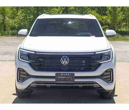 2024 Volkswagen Atlas Cross Sport 2.0T SEL R-Line is a White 2024 Volkswagen Atlas 2.0T SEL SUV in Peoria IL