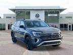 2024 Volkswagen Atlas 2.0T Peak Edition SE w/Technology