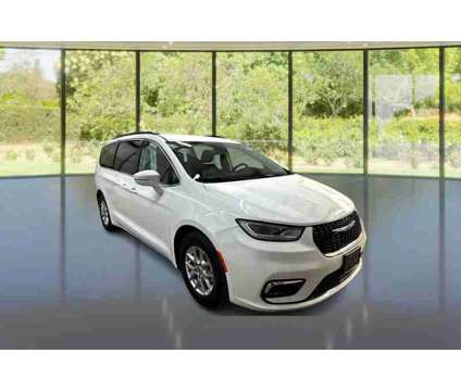 2022 Chrysler Pacifica Touring L is a White 2022 Chrysler Pacifica Touring Car for Sale in Fort Wayne IN