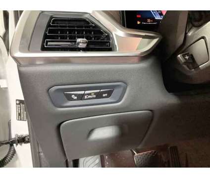 2024 BMW X5 xDrive40i is a White 2024 BMW X5 4.8is SUV in Brooklyn NY