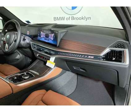 2024 BMW X5 xDrive40i is a White 2024 BMW X5 4.8is SUV in Brooklyn NY