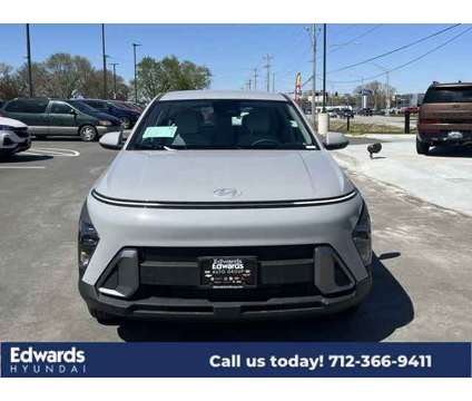 2024 Hyundai Kona SE is a Grey 2024 Hyundai Kona SE SUV in Council Bluffs IA