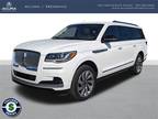 2023 Lincoln Navigator L Reserve