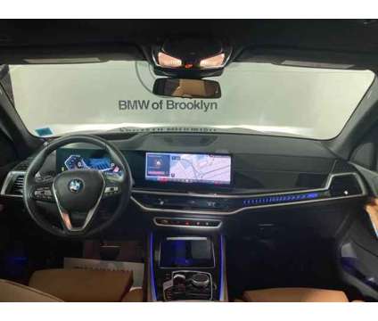 2024 BMW X5 xDrive40i is a Green 2024 BMW X5 3.0si SUV in Brooklyn NY