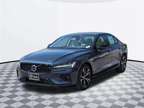 2024 Volvo S60 B5 Plus Dark Theme