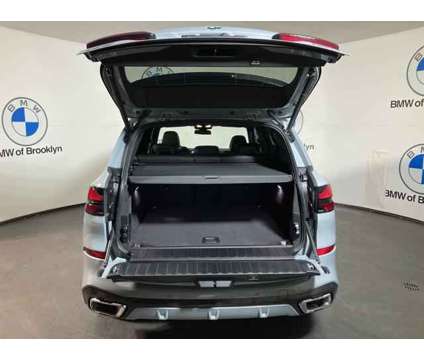 2025 BMW X5 xDrive40i is a Grey 2025 BMW X5 4.6is SUV in Brooklyn NY