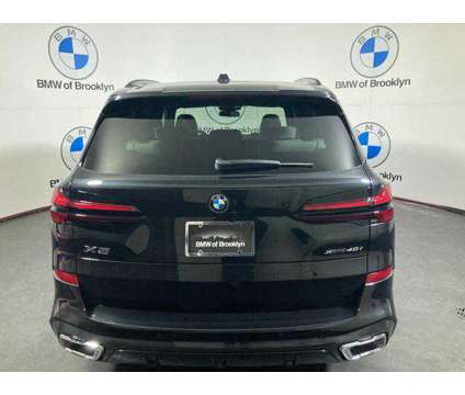 2025 BMW X5 xDrive40i is a Black 2025 BMW X5 4.8is SUV in Brooklyn NY