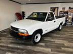 2002 Chevrolet S-10 S10 2002 Chevrolet S Truck Pickup White RWD Manual S10