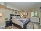 Condo For Sale In Arlington, Virginia