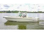 Boston Whaler 350 Outrage