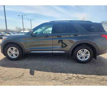 2022 Ford Explorer for sale is a Grey 2022 Ford Explorer Car for Sale in Webster SD