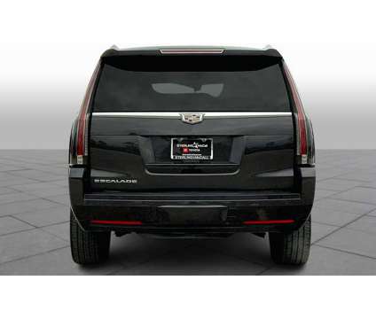 2017UsedCadillacUsedEscaladeUsed4WD 4dr is a Grey 2017 Cadillac Escalade Car for Sale in Houston TX