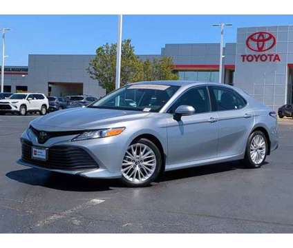 2019 Toyota Camry XLE is a Silver 2019 Toyota Camry XLE Sedan in Naperville IL